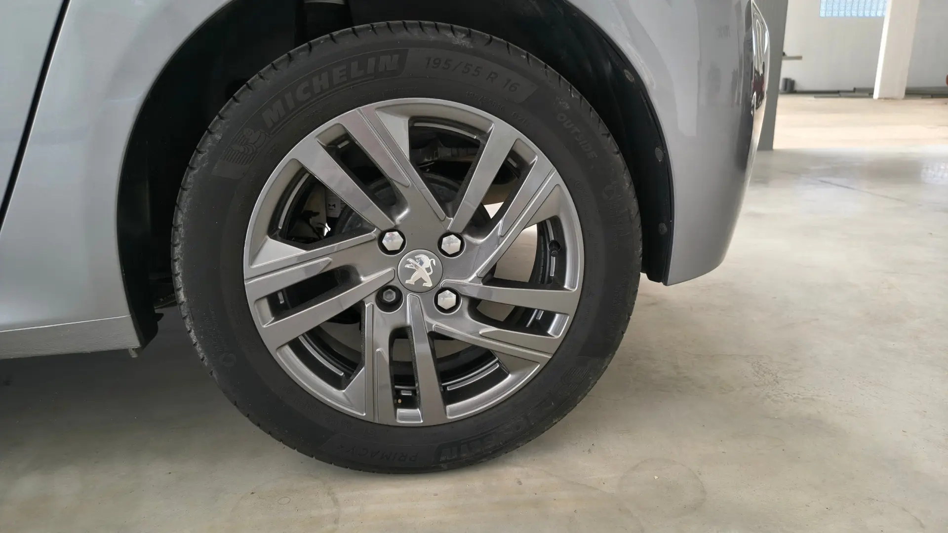 Peugeot 208 1.2 PureTech Active Pack 37