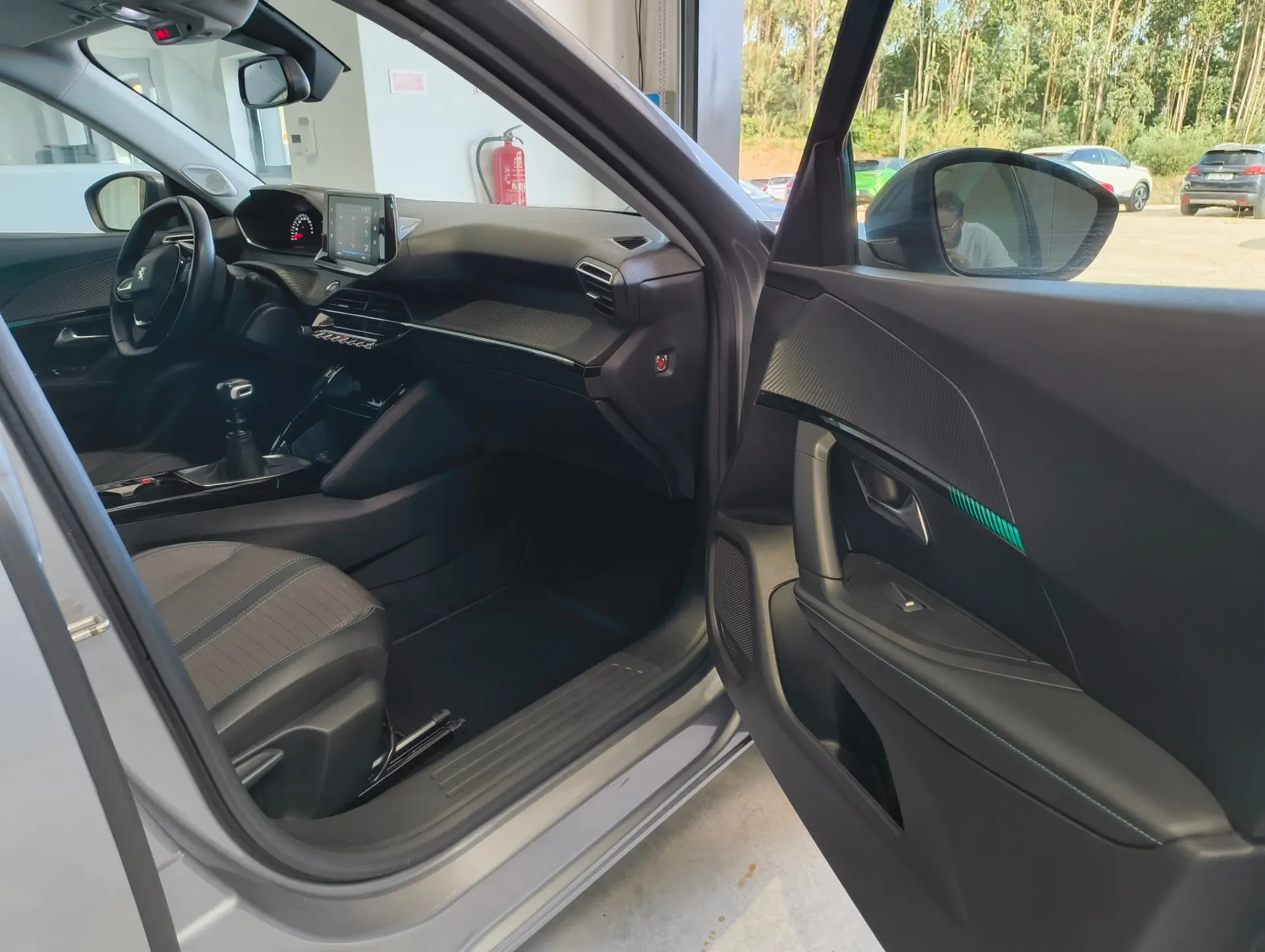 Peugeot 2008 1.5 BlueHDi Allure 9