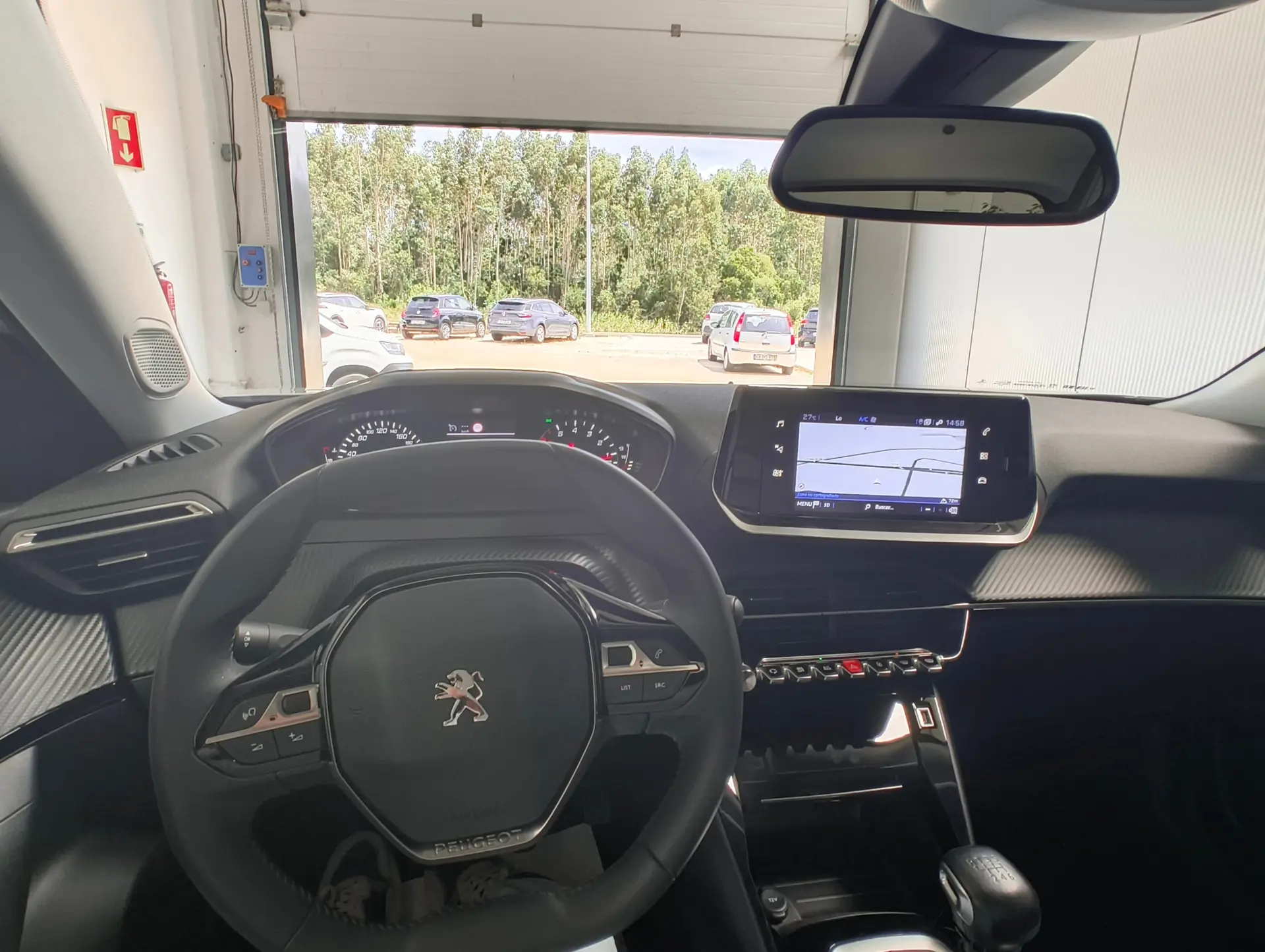 Peugeot 2008 PureTech 100 Allure 13