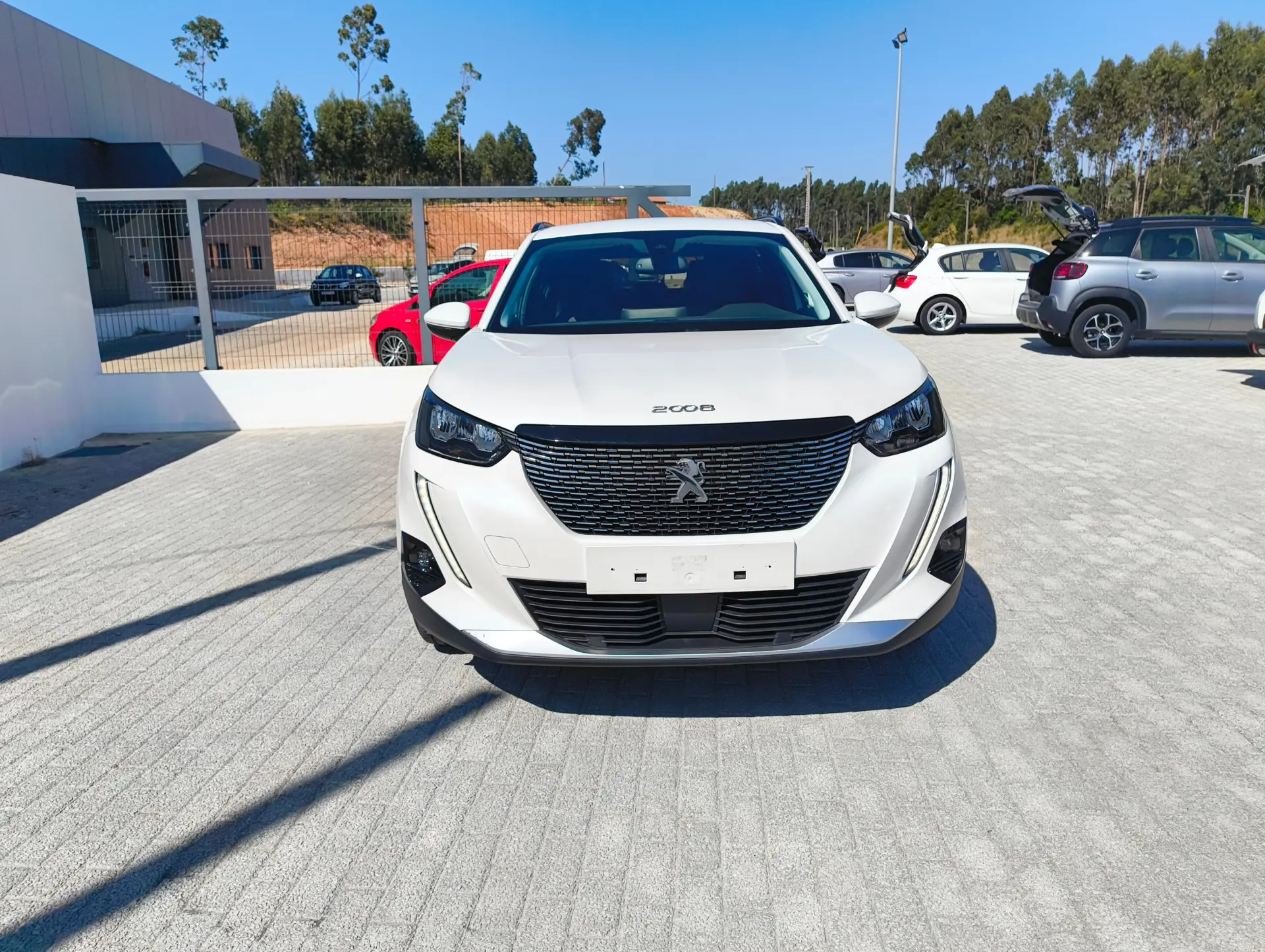 Peugeot 2008 PureTech 100 Allure 2