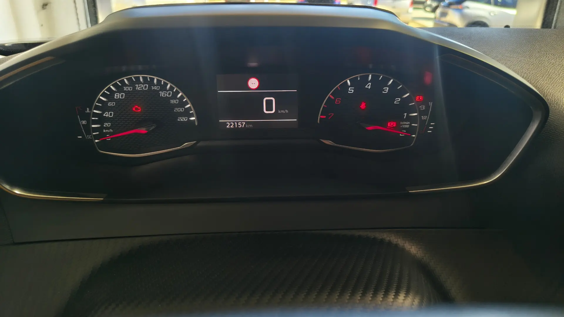 Peugeot 2008 1.2 PureTech 100 Stop&Start Active Pack 11