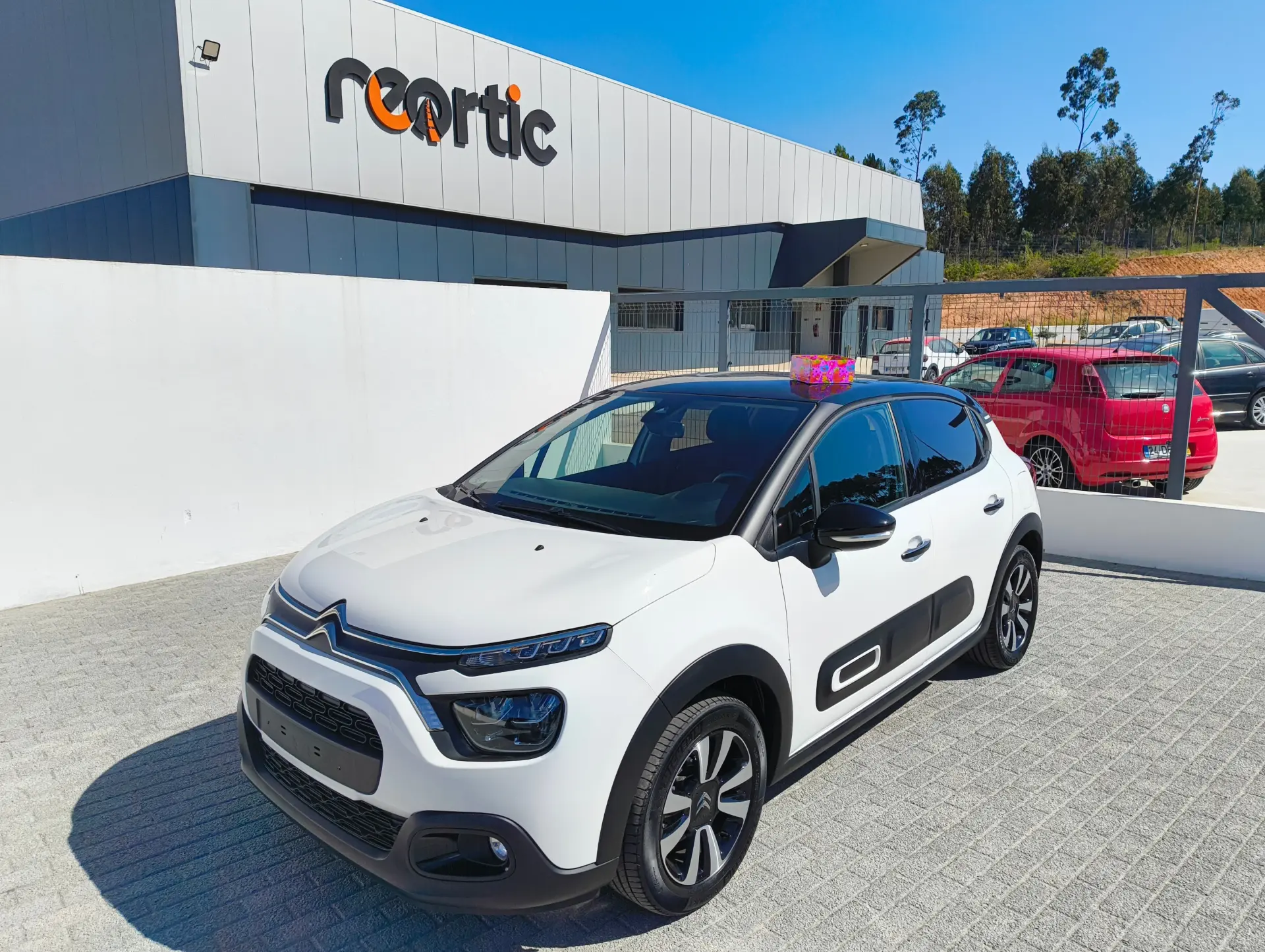 Citroen C3 Pure Tech S&S Shine 1