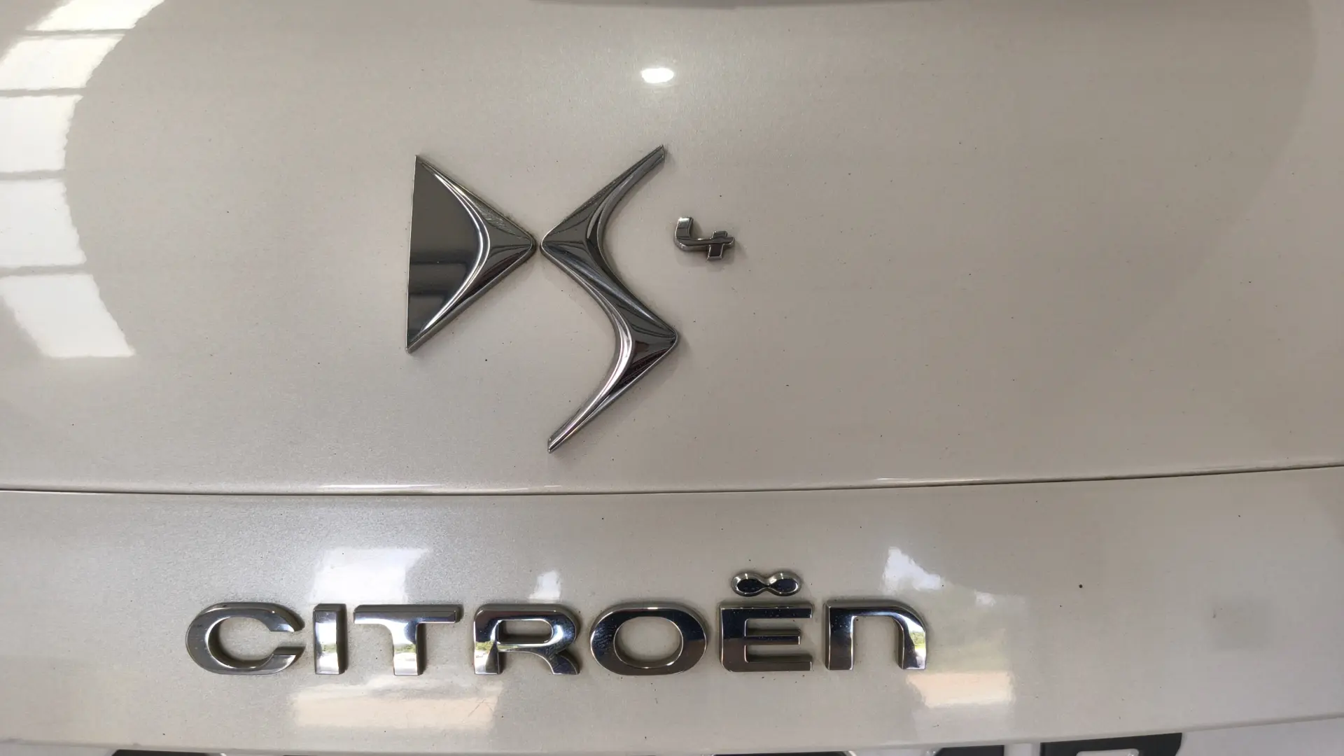 Citroen DS4 1.6 e-HDi So Chic ETG6 13