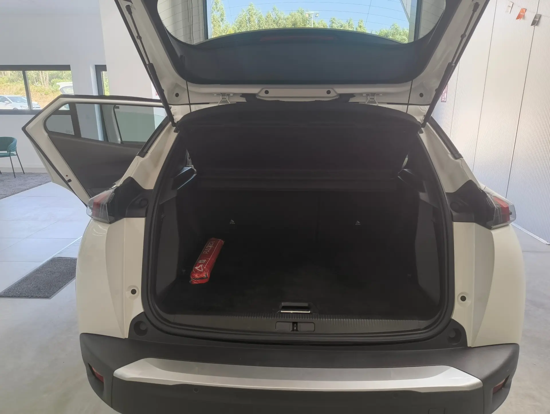 Peugeot 2008 PureTech 100 Allure 11