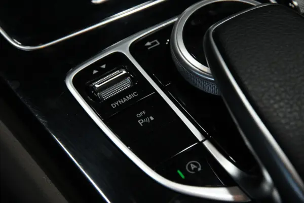 Mercedes-Benz C 250 d Cabrio Aut. 13