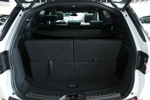 Land Rover Discovery Sport 2.0 eD4 R-Dynamic SE 7L 17