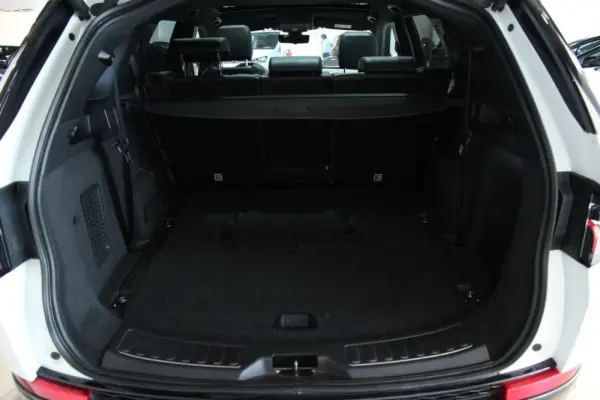 Land Rover Discovery Sport 2.0 eD4 R-Dynamic SE 7L 18