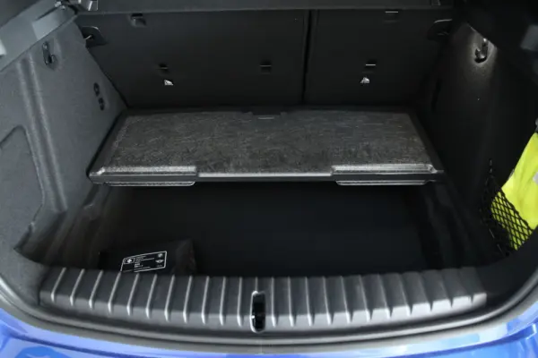 BMW M1 Outro 20