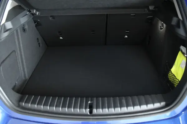 BMW M1 Outro 19