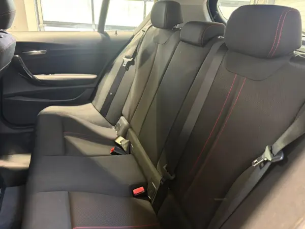BMW 116 d EDynamics Line Sport 8