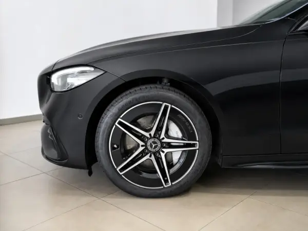 Mercedes-Benz C 300 e T 9G-TRONIC AMG Line 24