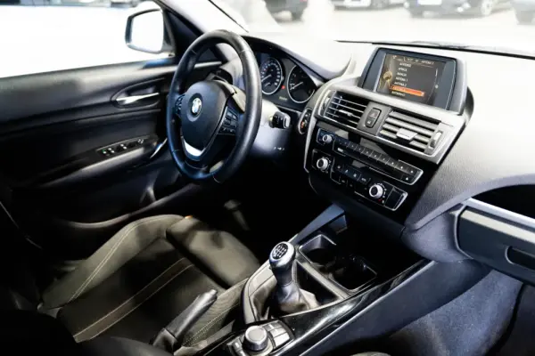 BMW 116 d EDynamics Line Sport 18