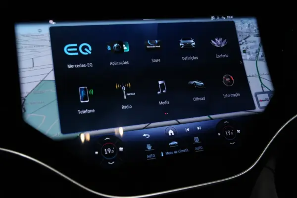 Mercedes-Benz EQE SUV 500 4Matic 18