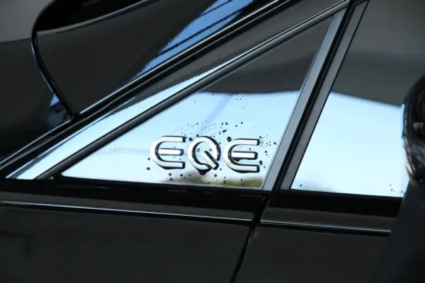 Mercedes-Benz EQE SUV 500 4Matic 38