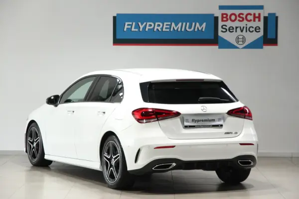 Mercedes-Benz A 180 d AMG Line Aut. 17