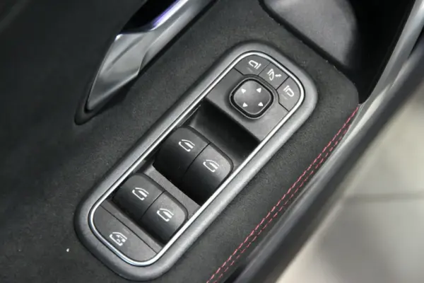 Mercedes-Benz A 180 d AMG Line Aut. 26