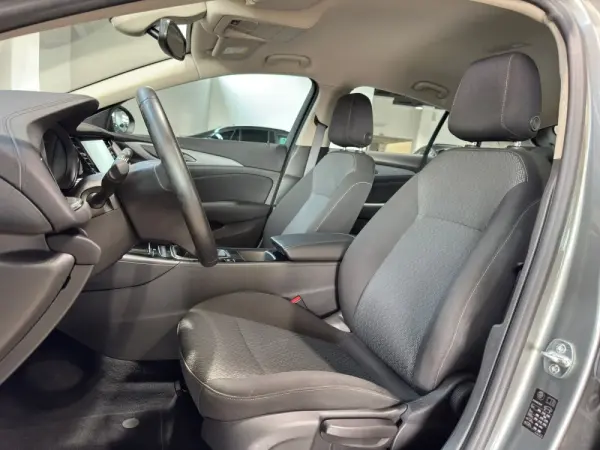 Opel Insignia Grand Sport 1.6 CDTi Business Edition 3