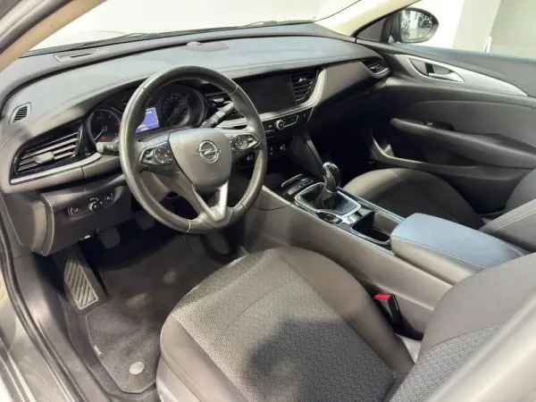 Opel Insignia Grand Sport 1.6 CDTi Business Edition 2