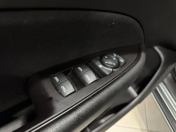 Opel Insignia Grand Sport 1.6 CDTi Business Edition 6