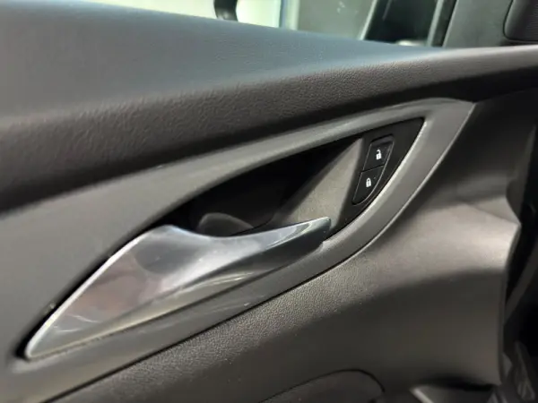 Opel Insignia Grand Sport 1.6 CDTi Business Edition 7