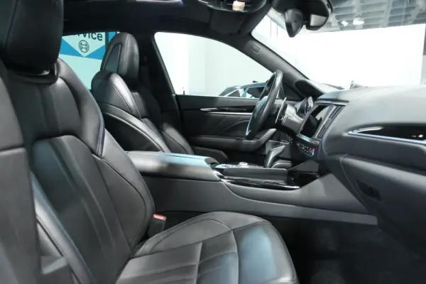 Maserati Levante 2.0 GT 3