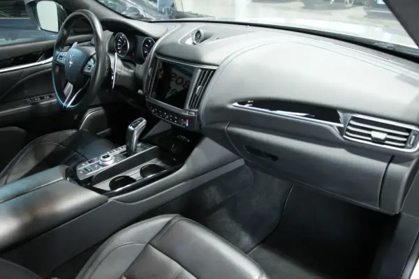 Maserati Levante 2.0 GT 5