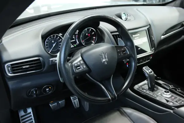 Maserati Levante 2.0 GT 9