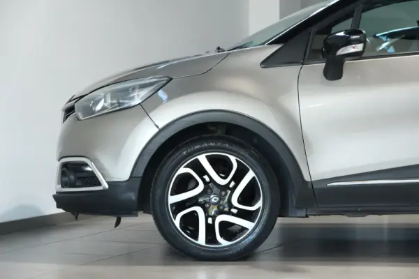 Renault Captur 0.9 TCE Exclusive 21