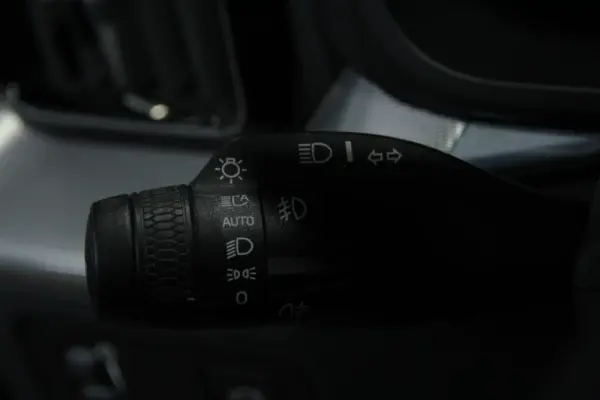 Volvo XC 60 2.0 B4 R-Design 8