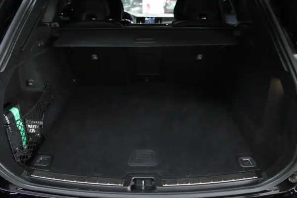 Volvo XC 60 2.0 B4 R-Design 19