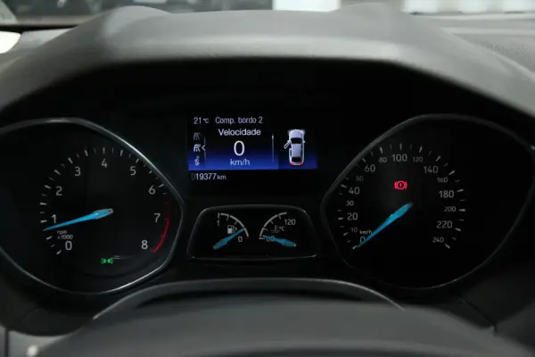 Ford Focus 1.0 EcoBoost Business 7