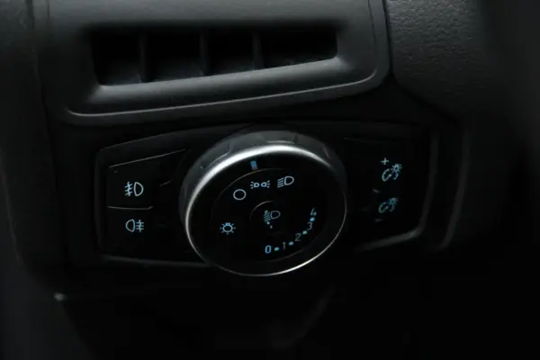 Ford Focus 1.0 EcoBoost Business 19