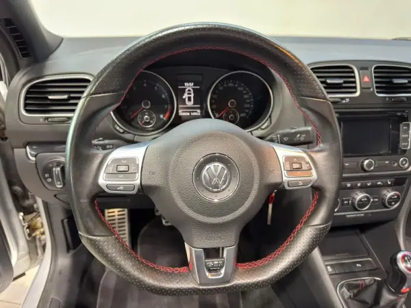 Volkswagen Golf Cabriolet GTI 28