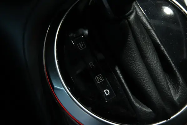 Nissan Juke 1.0 DIG-T Tekna TwoTone T DCT 10