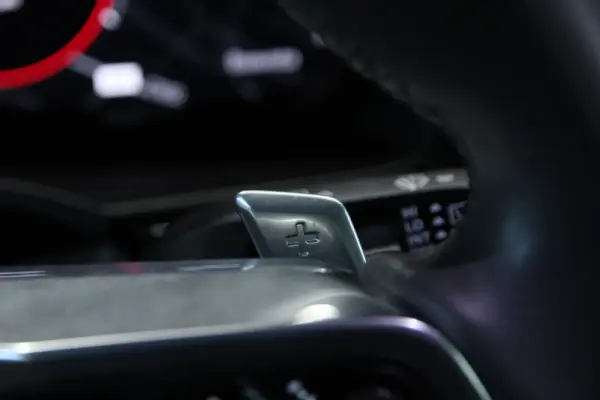 Porsche Cayenne E-Hybrid Platinum Edition 22