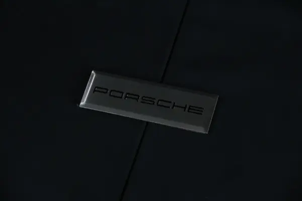 Porsche Cayenne E-Hybrid Platinum Edition 38