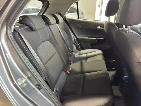 Kia Picanto 1.0 CVVT Urban 17