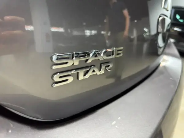 Mitsubishi Space Star 1.2 Connect Edition 21