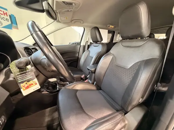 Jeep Compass 1.3 T Limited DCT 28
