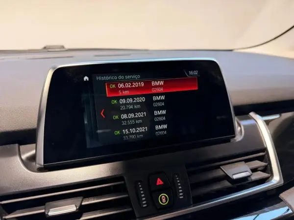 BMW 216 Active Tourer d Line Sport Auto 3