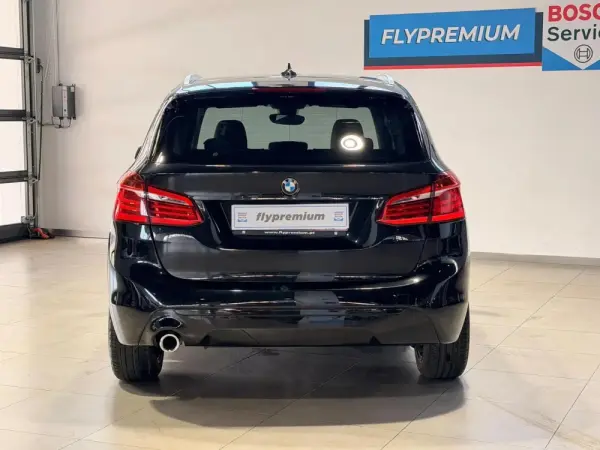 BMW 216 Active Tourer d Line Sport Auto 17
