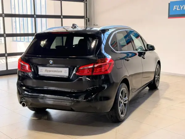 BMW 216 Active Tourer d Line Sport Auto 18