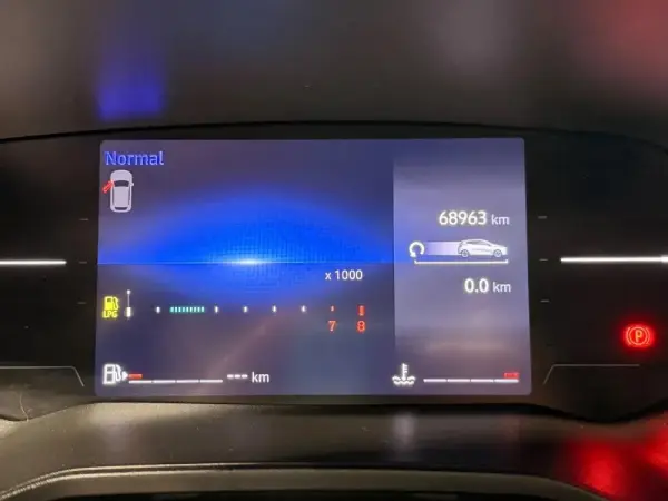 Renault Clio 1.0 TCe Evolution Bi-Fuel 17