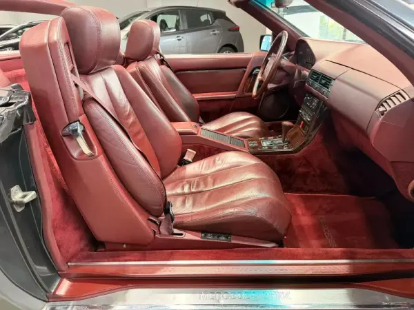 Mercedes-Benz SL 500 Standard 2