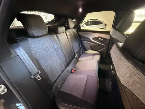 Peugeot 3008 1.2 Hybrid Allure Pack e-DCS6 3