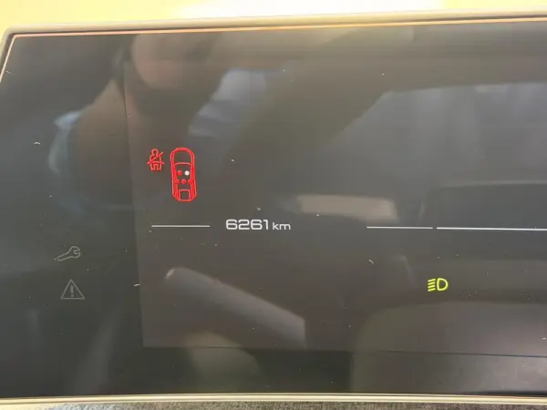 Peugeot 3008 1.2 Hybrid Allure Pack e-DCS6 6