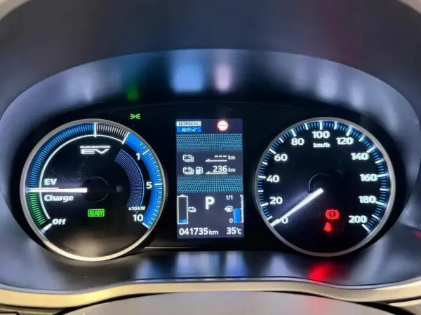 Mitsubishi Eclipse Cross 2.4 PHEV eMotion 29