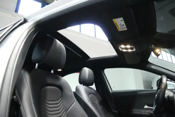 Mercedes-Benz A 250 e Style Plus 2