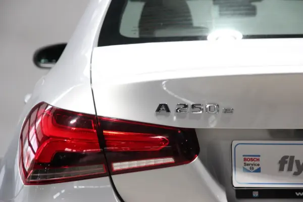 Mercedes-Benz A 250 e Style Plus 20