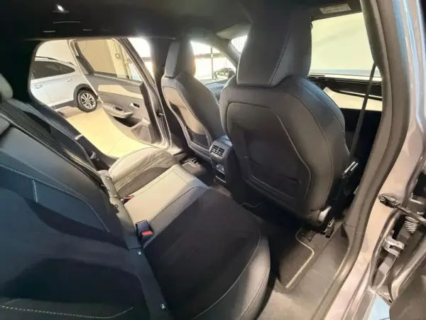 Peugeot 308 SW 1.5 BlueHDi GT Pack EAT8 23